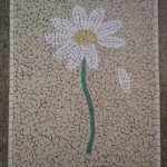 artistic-daisy-with-loose-petal