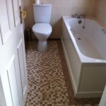 brown-cream-floor-tiles-in-bathroom